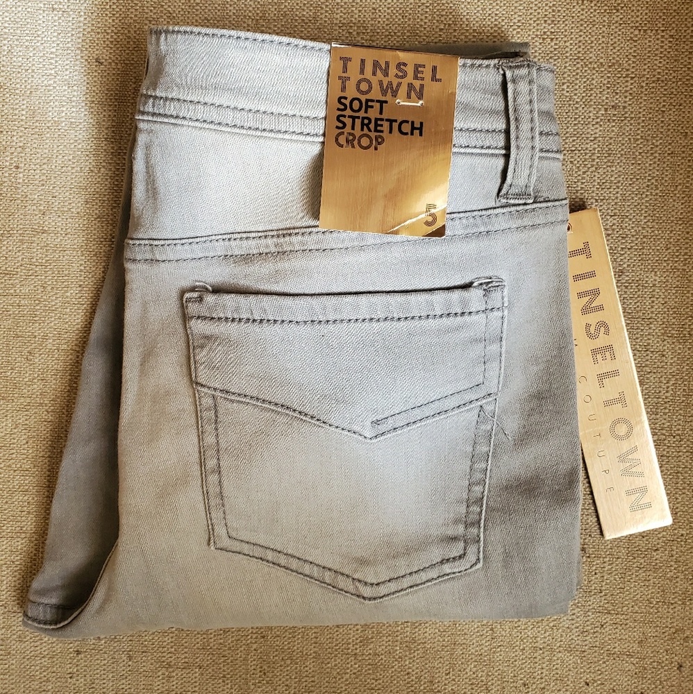 Charlotte Russe Cropped Skinny Jeans